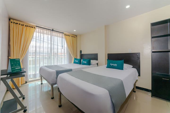 Room 10 of 25