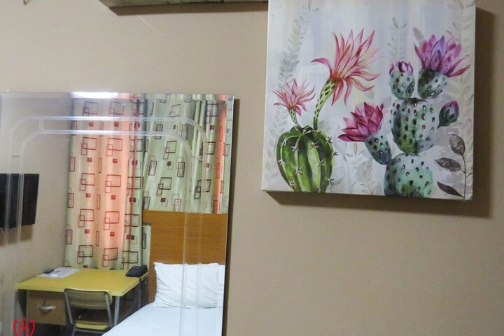 Room 57 of 119