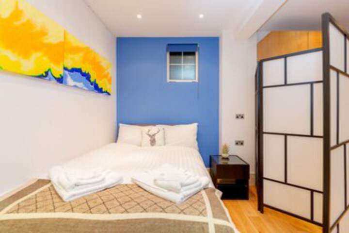Room 19 of 23