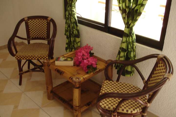Room 4 of 52