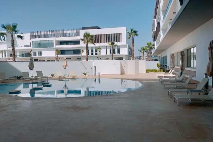 Pool 20 of 30
