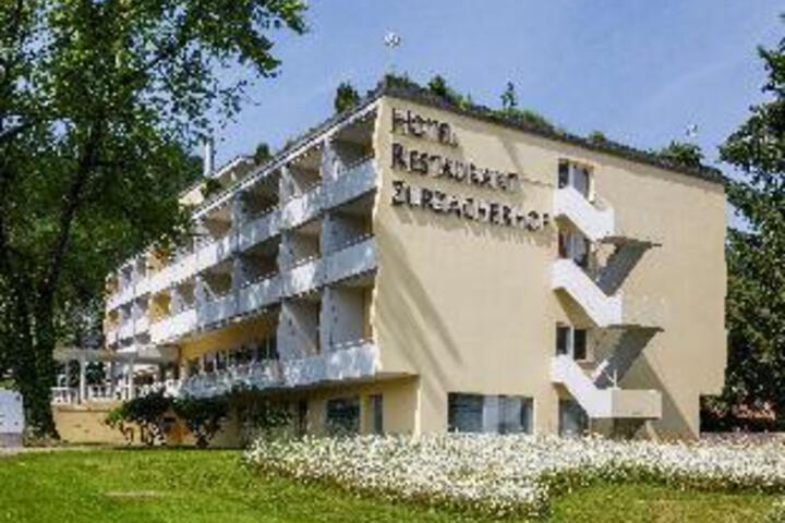 Zurzacherhof Hotel