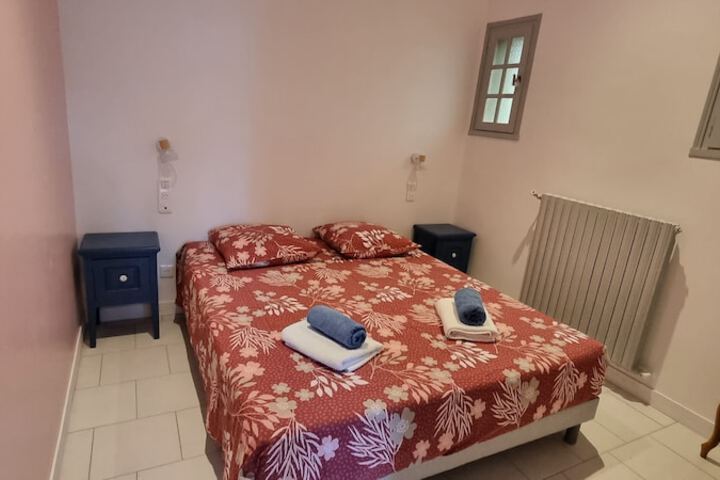 Room 9 of 41