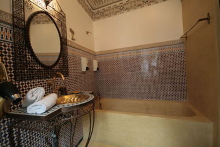 Room 2 of 29