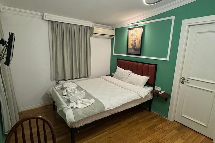 Room 19 of 25