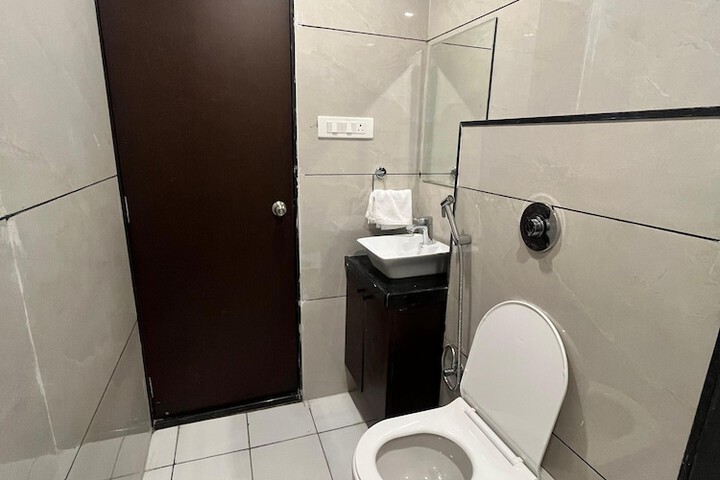 Room 44 of 52