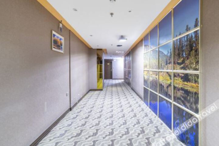 Hotel Interior 7 of 16
