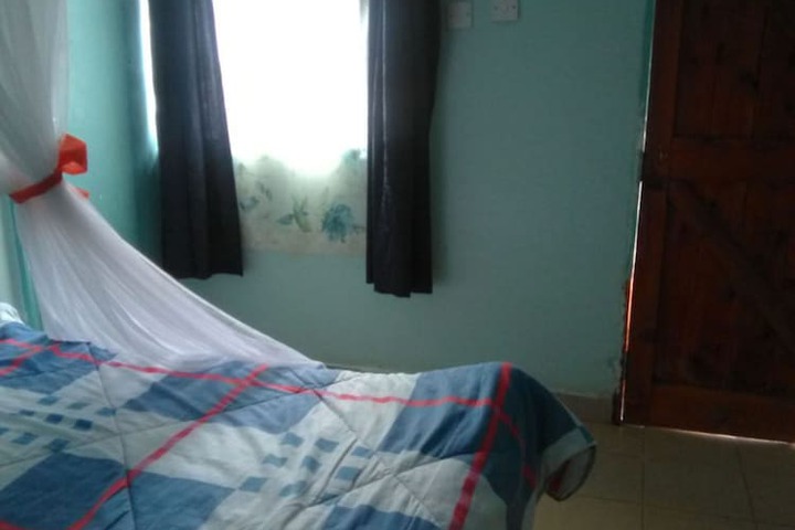 Room 16 of 30