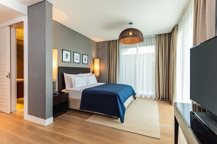 Room 21 of 127