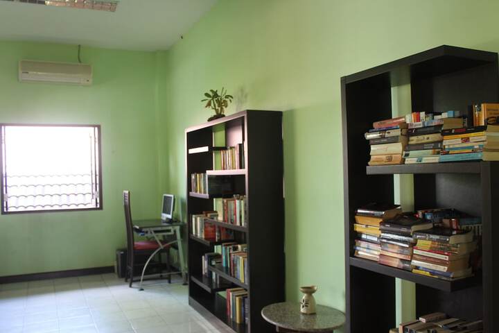 Room 87 of 136