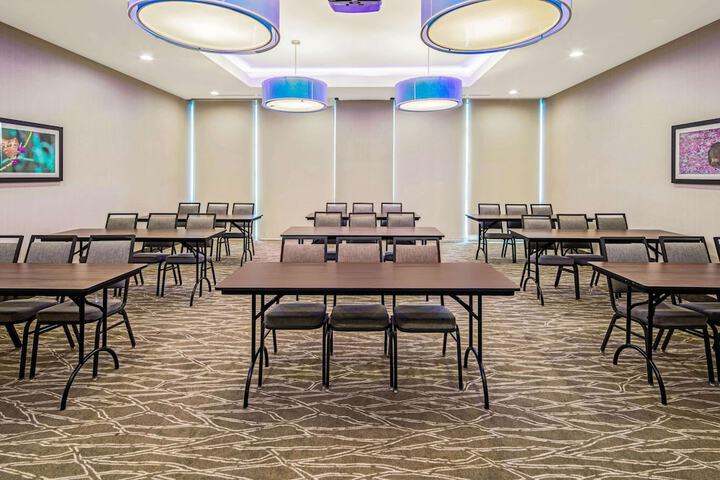 Meeting facility