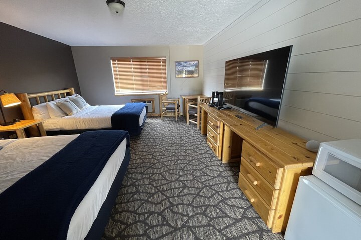Room 8 of 92