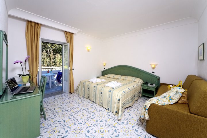 Room 3 of 30