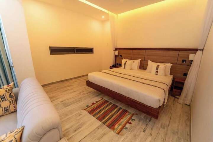 Room 7 of 47