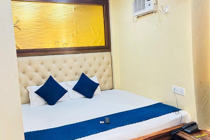 Room 10 of 65
