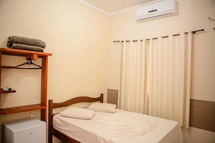 Room 19 of 38