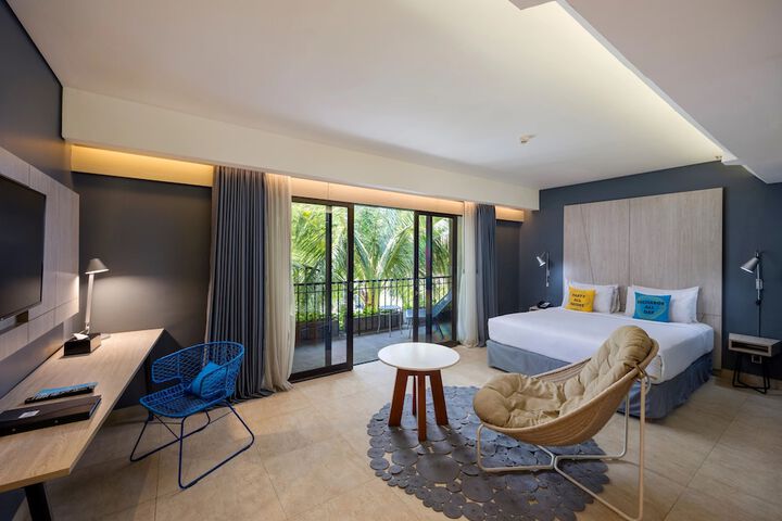 Room 16 of 53