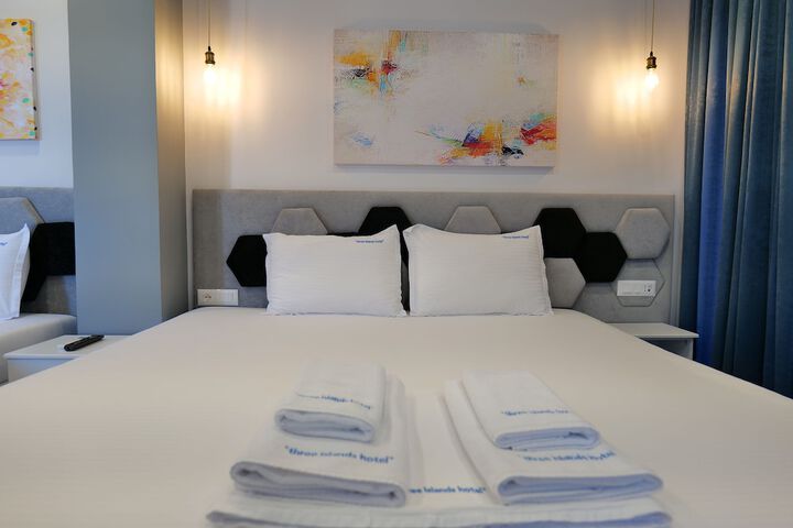 Room 5 of 95