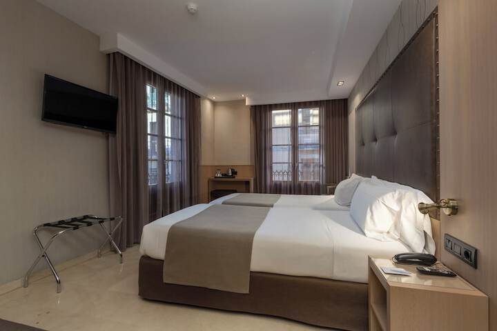 Room 30 of 135