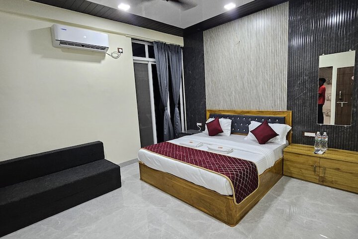 Room 8 of 41