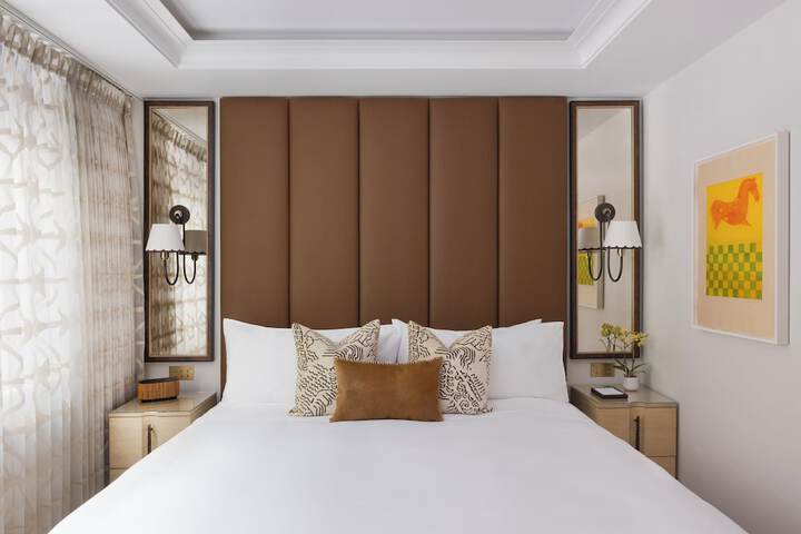 Room 15 of 68