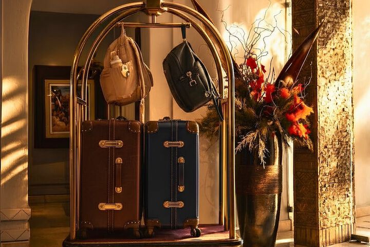 Entrance & Lobby