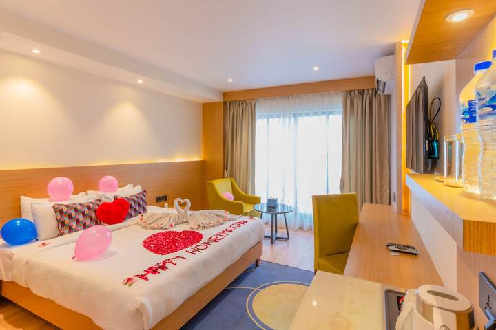 Room 10 of 35