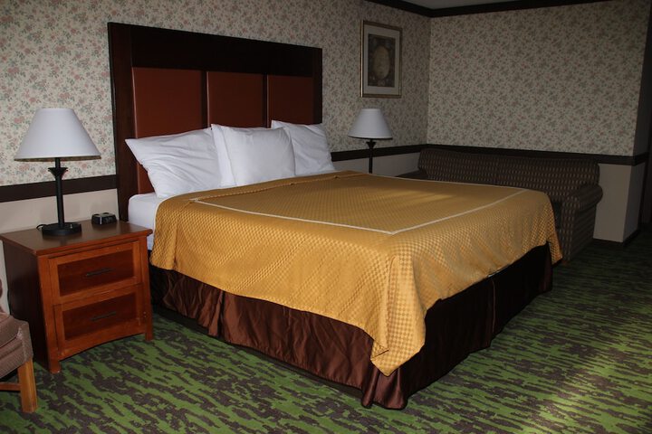 Room 11 of 43