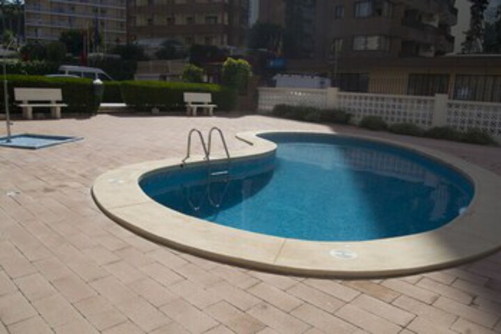 Pool 12 of 24