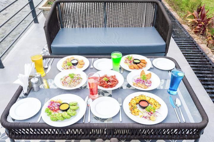 Dining 108 of 161