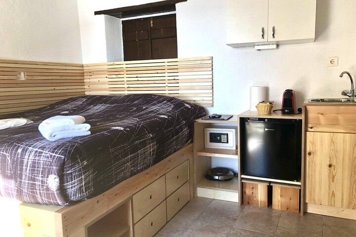 Room 12 of 39