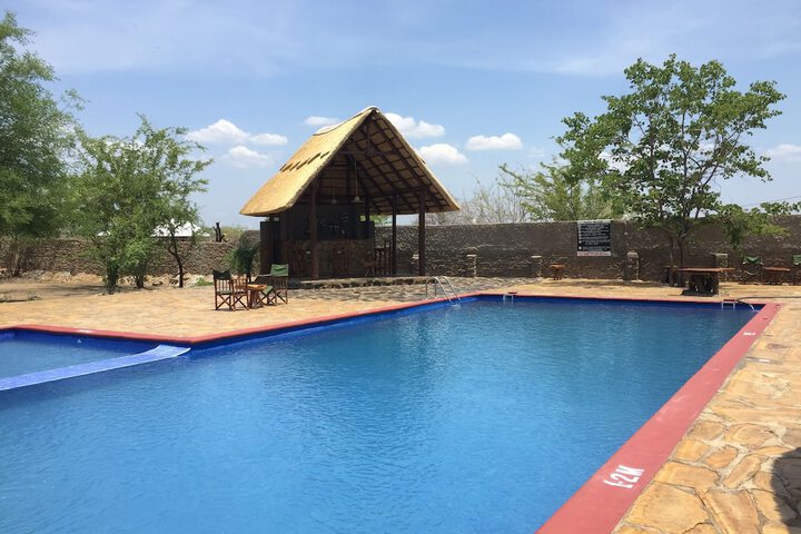 Pool 33 of 43