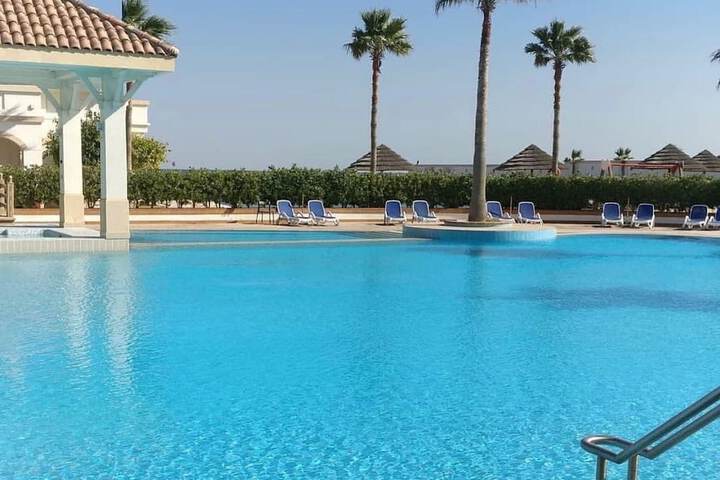 Pool Hotel