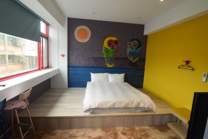 Room 30 of 43