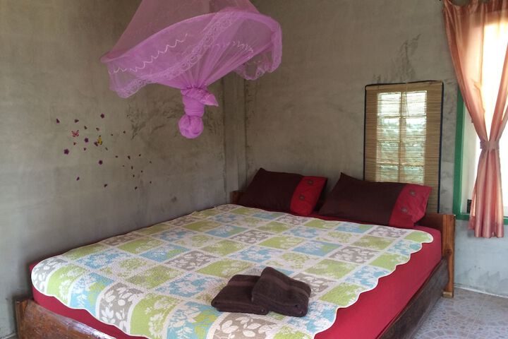 Room 9 of 64