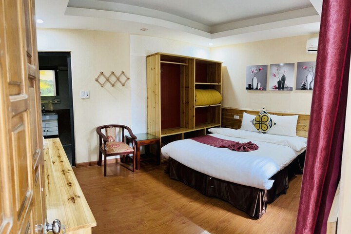 Room 14 of 31