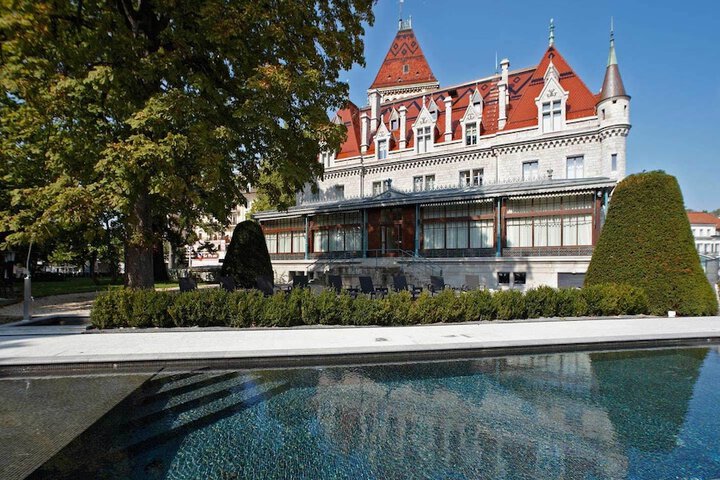 Exterior Photo