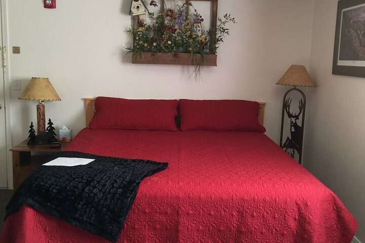 Room 70 of 166