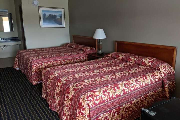 Room 13 of 26