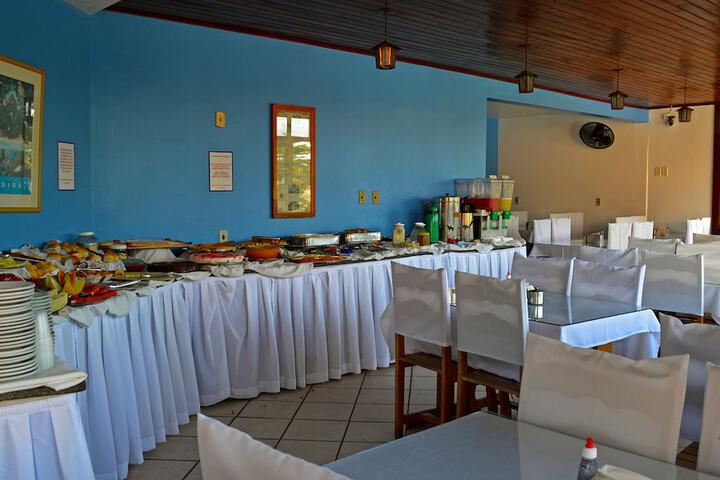 Dining 70 of 100