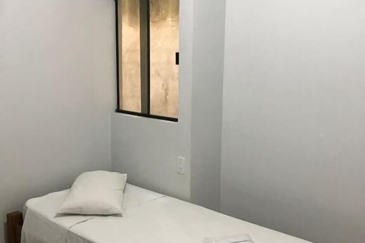 Room 8 of 13