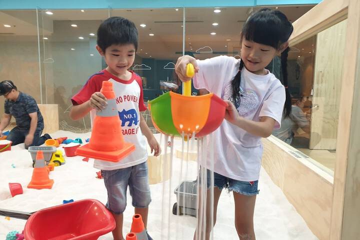 Childrens Activities 63 of 129
