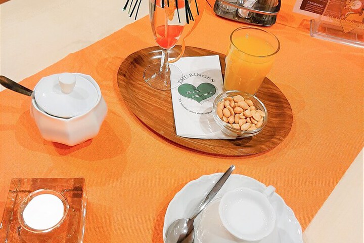 Breakfast/Coffee Service 35 of 36