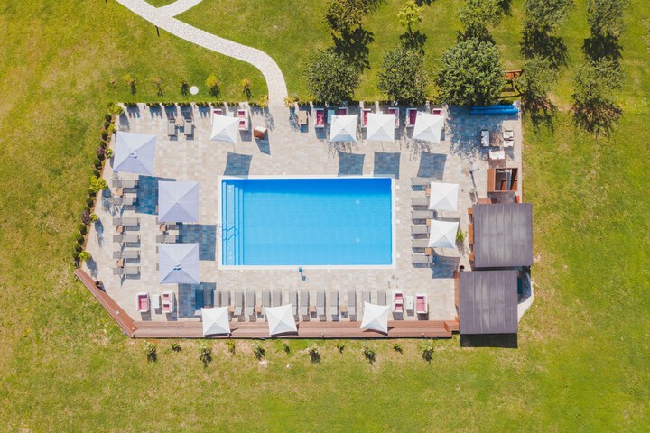 Hotel 87 of 90