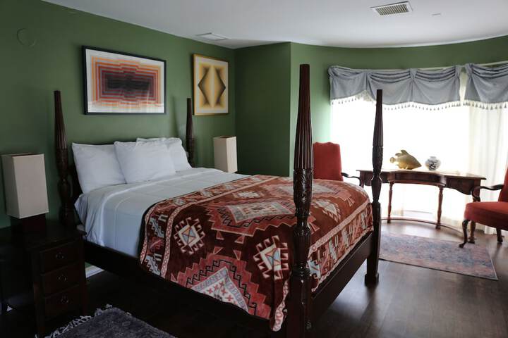 Room 10 of 54