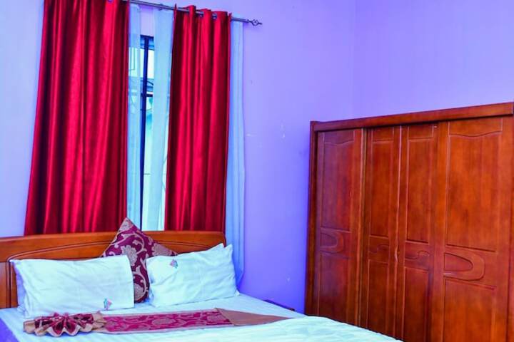 Room 9 of 70