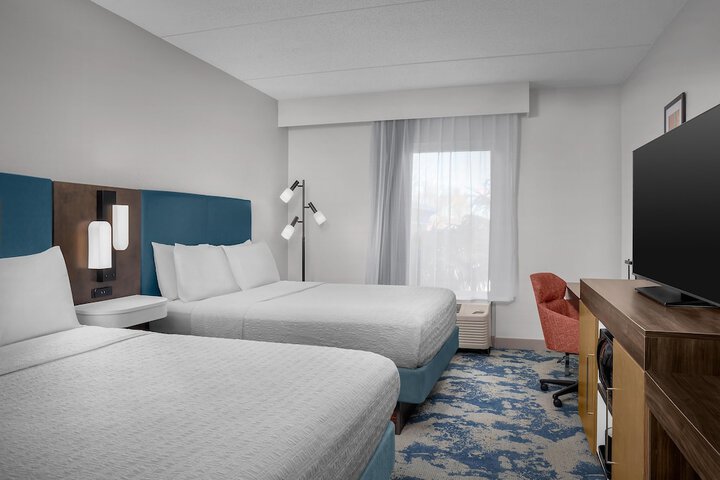 Room 9 of 37