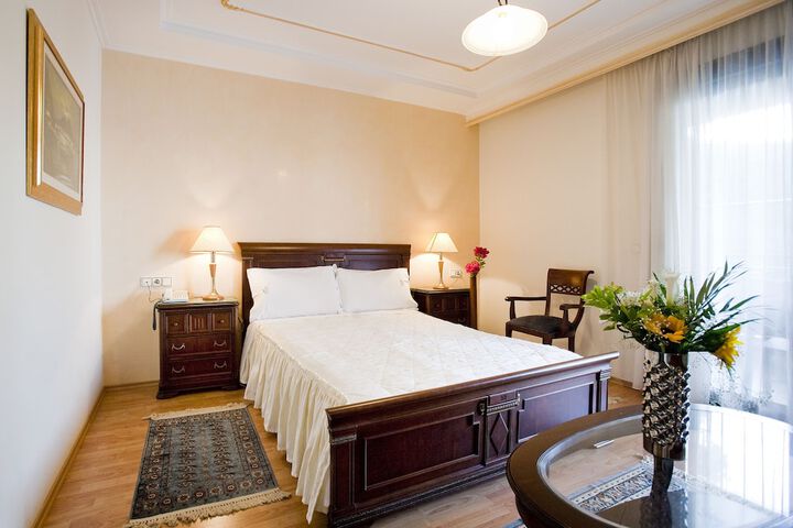 Room 21 of 57