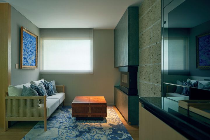 Room 19 of 65