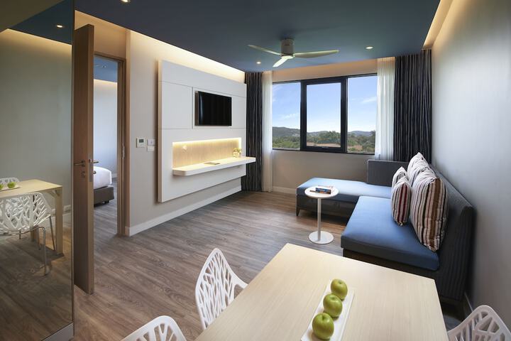 Room 65 of 175